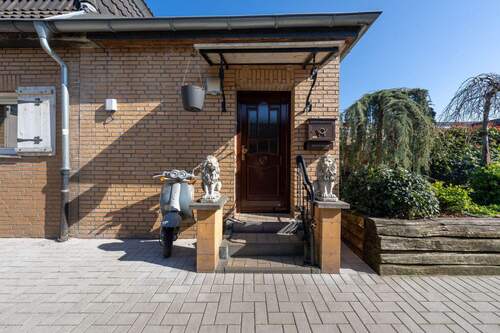 Hauseingang - 4 Zimmer Doppelhaushälfte in Selm