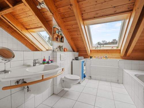 Tageslichtbad im Dachgeschoss - 