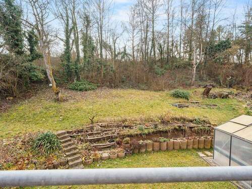 Blick nach Süden in den Garten - 