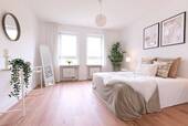 Schlafzimmer - FRISCH RENOVIERTE 3-Zimmer-Wohnung mit TG *PROVISIONSFREI*
