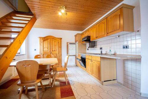 2-Zi.-Wohnung Neumarkt - ***VIEL PLATZ BIETENDE 2-ZI.-DG-WOHNUNG FÜR 1 PERSON***