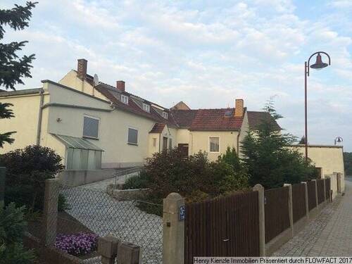 Eine Weitere Grundstücksansicht - 3 Zimmer Einfamilienhaus zum Kaufen in Wülknitz