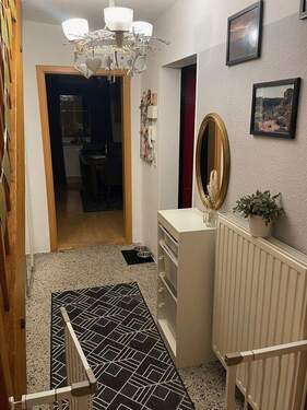 Eingangsbereich - 5 Zimmer Einfamilienhaus zum Kaufen in Heidenheim