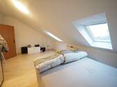 Schlafzimmer - Etagenwohnung mit 60,00 m&sup2; in Allershausen zur Miete