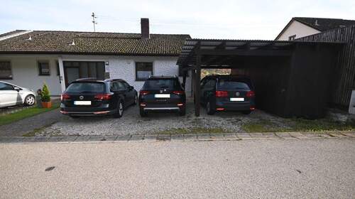 Carport- und Kfz-Stellplätze - 