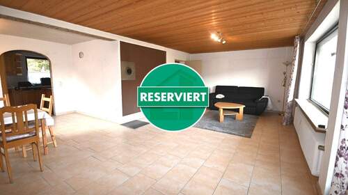 Großzügiger Wohn- und Essbereich - Viel Raum für Leben & Familie! Großzügige 4-Zimmer-Wohnung in Töging, bei Dietfurt