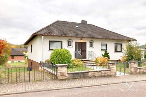 Außenansicht - 5 Zimmer Einfamilienhaus zum Kaufen in Merzalben