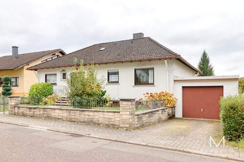 Außenansicht - 5 Zimmer Einfamilienhaus in Merzalben