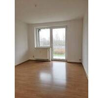 helle 2-Raum-Wohnung mit Balkon und Tageslichtbad in ruhiger Lage - Leisnig Polkenberg