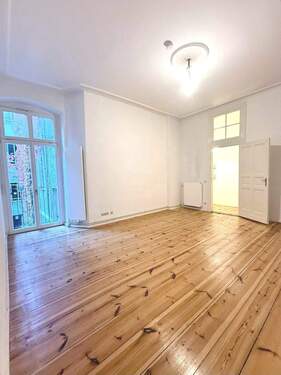 Wohnzimmer - 2 Zimmer Etagenwohnung in Berlin