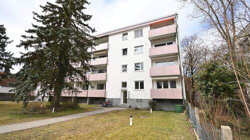 Außenansicht - 3-Zimmer-Wohnung im TG-Hochparterre mit Kfz-Stellplatz in Neumarkt
