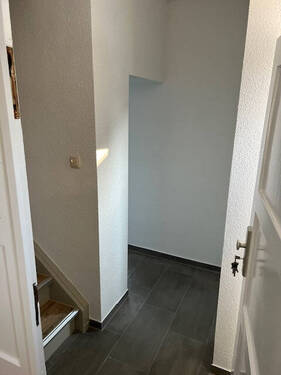 Eingang Wohnung - 3 Zimmer Etagenwohnung in Trebbin