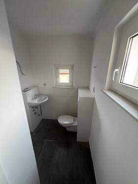 Badezimmer im EG - Etagenwohnung mit 90,00 m&sup2; in Trebbin zur Miete