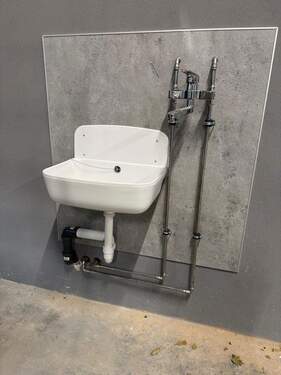 Wasseranschluss in Lagerfläche - 