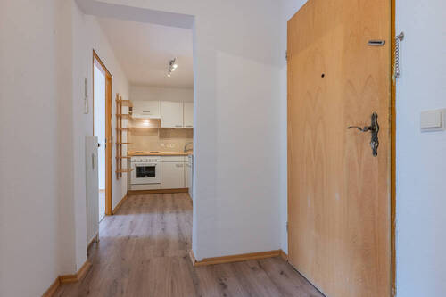Küche mit EBK (1) - 2 Zimmer Etagenwohnung zum Kaufen in Passau