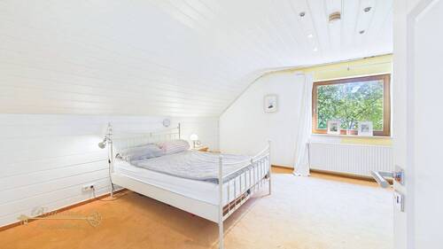 Schlafzimmer im OG - 