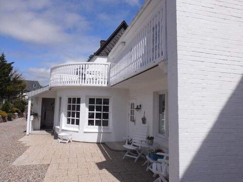 Haupthaus - Stilvolles Ensemble in Toplage von Sankt Peter-Ording - Diskreter Verkauf!