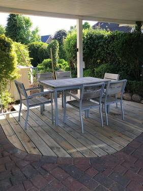 überdachte Terrasse an Küche - 