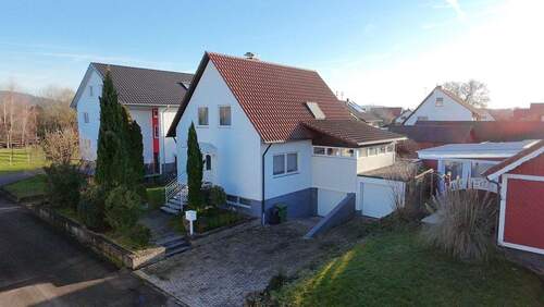 Außenansicht (2).jpg - 5 Zimmer Mehrfamilienhaus, Wohnhaus in Offenburg