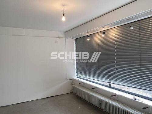 mit innenliegendem Sonnenschutz - Büro in Schwäbisch Hall