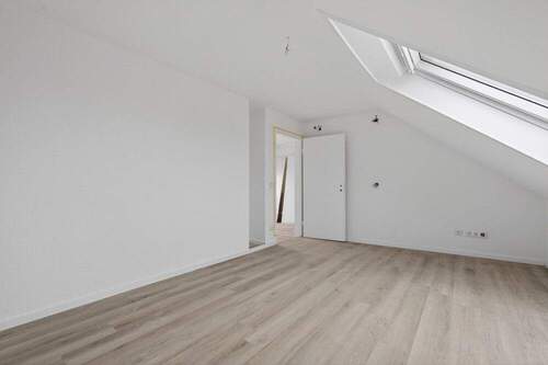 Schlafzimmer - 2 Zimmer Etagenwohnung in Karlsruhe/Neureut