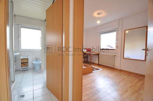 Bad und Arbeitszimmer Erdgeschoss - 