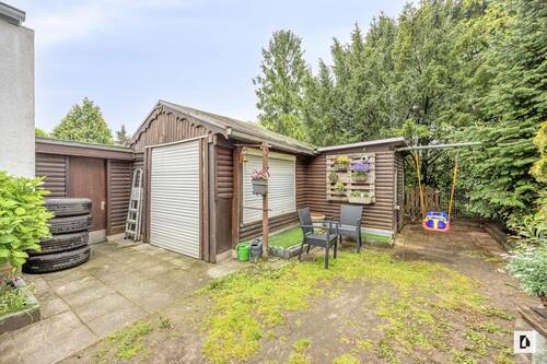 Garten mit Gartenhäusern - 