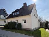 Seitenansicht - 6 Zimmer Mehrfamilienhaus, Wohnhaus in Barntrup