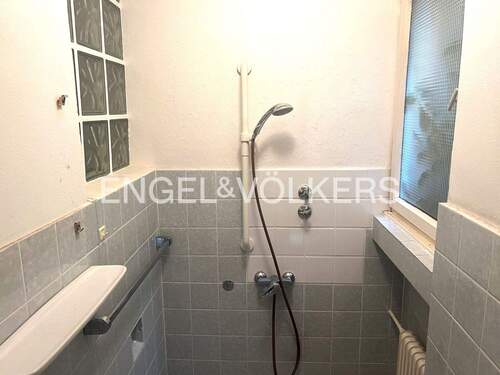 Dusche (umgebautes Gäste WC) - 