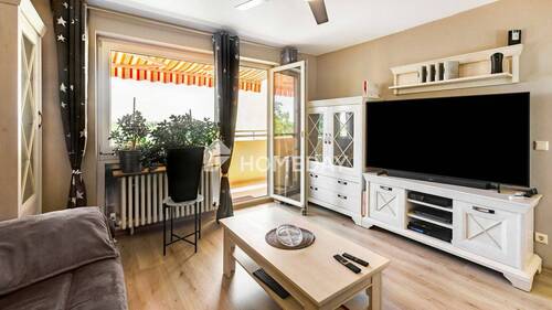 Wohnzimmer 2 - Raumwunder mit Aussicht - 3-Zimmer-Wohntraum & Loggia inklusive