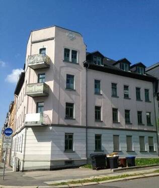 Hausansicht - grOßzÜgiGe WohNunG- MIT Balkon - 315,00 EUR Kaltmiete, ca.  56,70 m² Wohnfläche