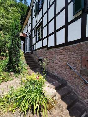 Treppenaufgang - Bauernhaus, Landhaus mit 160,00 m² in Oberzent zum Kaufen
