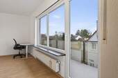 Zimmer mit eigenem Balkon - Etagenwohnung in Karlsruhe