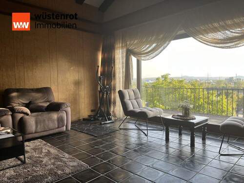 Wohnen mit Panoramafenster - 1 Zimmer Mehrfamilienhaus, Wohnhaus zum Kaufen in Neuwied