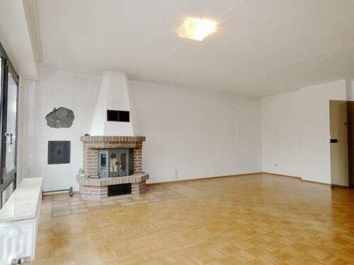 Wohn-/Esszimmer EG - 