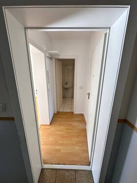 20241107 992 Fluransicht.jpg - 2 Zimmer Etagenwohnung zur Miete in Essen