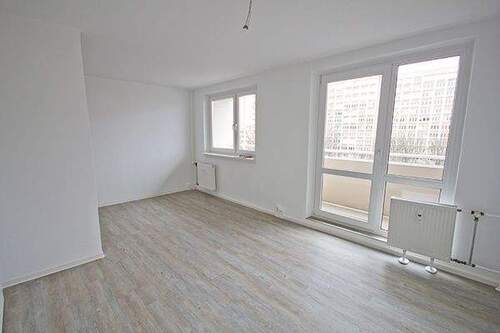 Wohnzimmer - 3 Zimmer Etagenwohnung zur Miete in Halle (Saale)