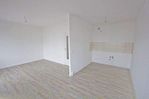 Wohn/Küchenbereich - Etagenwohnung mit 58,40 m&sup2; in Halle (Saale) zur Miete