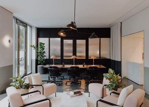 Coworking Space - Arbeitsplätze und Büroräume mit einzigartigem Skyline-Blick