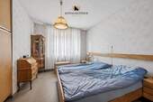 Schlafzimmer EG - 