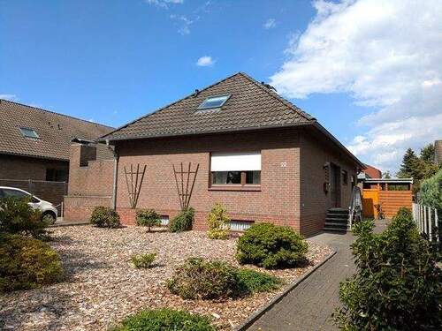 Ansicht - 2 ZKBBalkon-Wohnung im 2 Fam.-Wohnhaus !