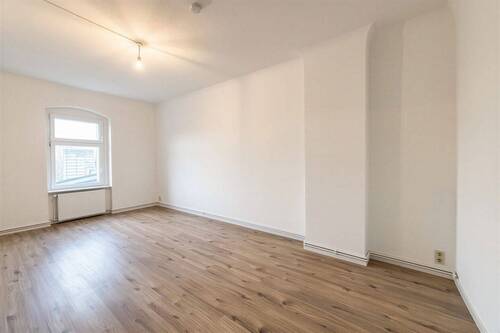 Schlafzimmer - Etagenwohnung mit 80,00 m&sup2; in Oranienburg zur Miete