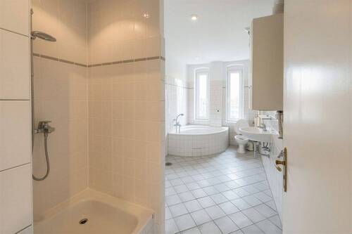 Badezimmer - (KI generiert) - 