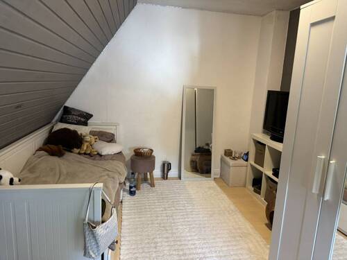 Zimmer 4 - 