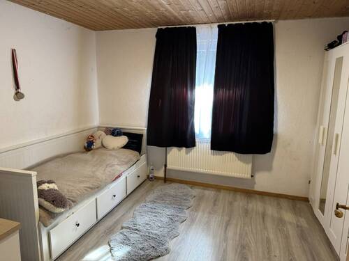 Zimmer 1 - 