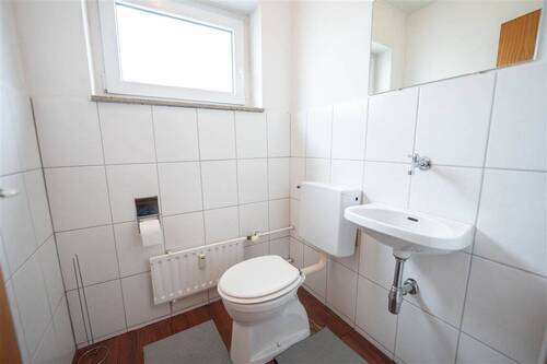 WC - 