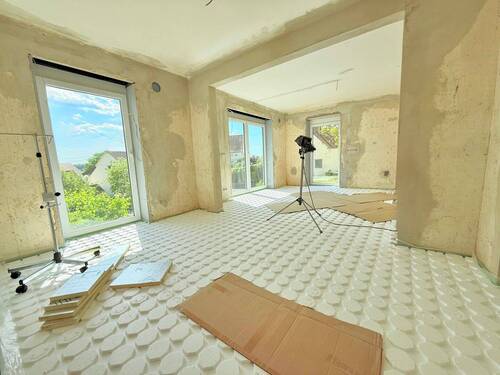 Wohn-/Esszimmer - 