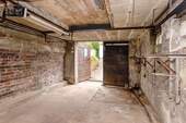 Garage - 
