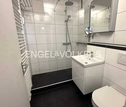 Saniertes Badezimmer - 