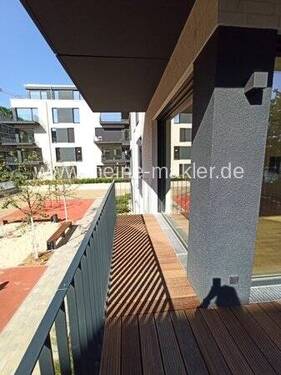 Balkonterrasse - 2 Zimmer Etagenwohnung in Berlin